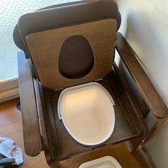 介護用トイレ　簡易掃除済み　無料の画像