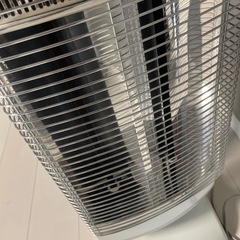 電気ストーブ　ダイキン　セラムヒートの画像
