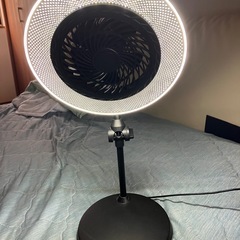 ファン付LEDスタンドライトの画像