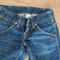 トゥルーレリジョン　ジーンズ　24 レディースの画像