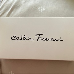 レディース長財布　エンジ色の画像