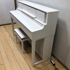 超美品　Roland LX705-GPSR ローランド 電子ピアノ 88鍵 木製鍵盤 Bluetooth対応 ヘッドホン付 白 高音質 美品　【糸島市内 送料無料】88285-1-140の画像