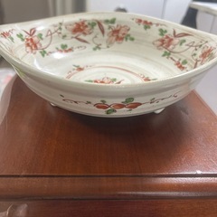 盛り皿　赤絵万暦　三ツ足盛鉢　仁峰　大皿の画像