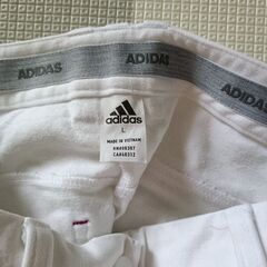 ADIDAS　ゴルフ　スカート　白の画像