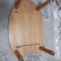 天然木ローテーブルの画像