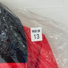 ジャンバー赤の画像