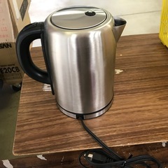 電気ケトルの画像
