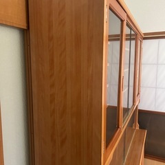 食器棚の画像