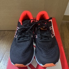 ニューバランス　スニーカーの画像
