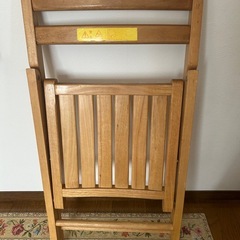 折りたたみ椅子
の画像