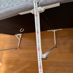 折りたたみベッドの画像