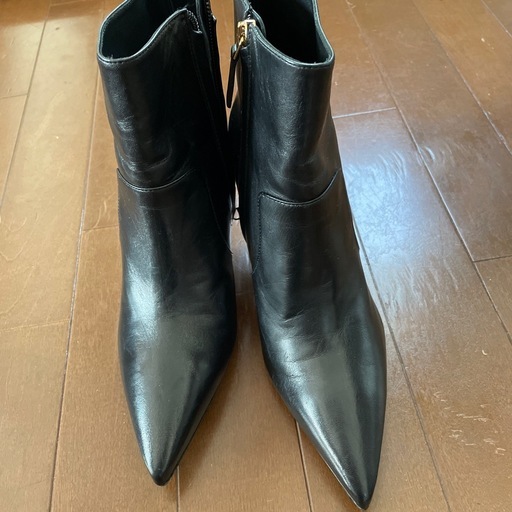 トリーバーチブーツ