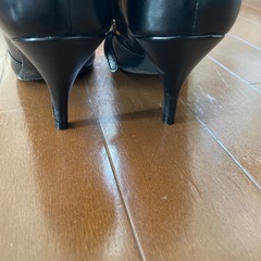 トリーバーチブーツの画像