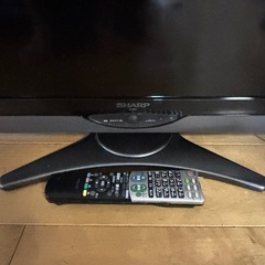 シャープAQUOS 32インチ
の画像