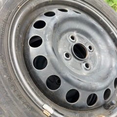 15インチpcd100×4穴 タイヤ付き4本の画像