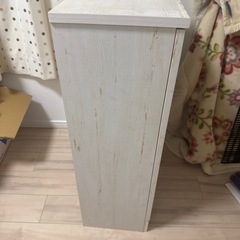 食器棚の画像