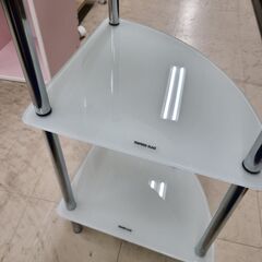 J1606　【リユースのサカイ柏店】　AZUMAYA　東谷　ガラスコーナーラック　クリーニング済み　参考価格3,980円の画像