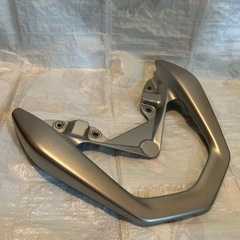 純正ヤマハN-MAXS125　バイクのグラブバー　（リアキャリア）の画像
