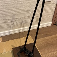 ガラス　木目　ローテーブルの画像