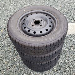 冬タイヤ、ホイール4本セット売ります。の画像