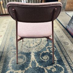 未使用品‼　萩原　可愛いピンク色　ダイニングチェアの画像