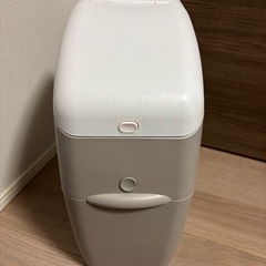 ニオイポイ　おむつゴミ箱　アップリカの画像