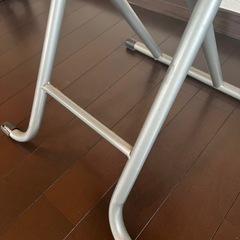 折りたたみパイプ椅子の画像