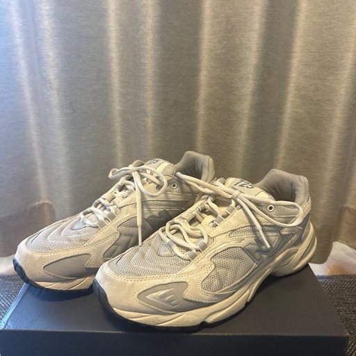 ニューバランスML 725UF