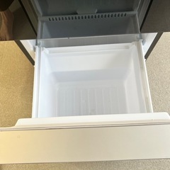 冷蔵庫　SHARPの画像