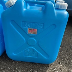 ポリタンク　18Ｌ　4個の画像