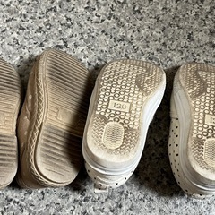 13センチ　水玉スニーカー　スリッポンの画像