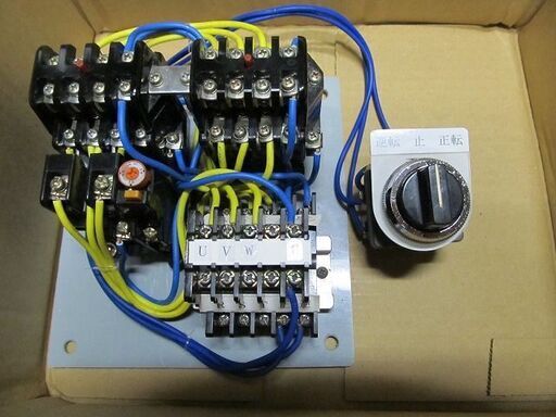 モーター　400W 200V　ブレーキ付き　3台
