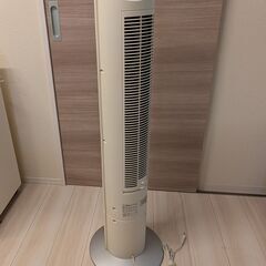 扇風機（タワーファン）の画像