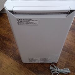 ★リユースのサカイ水戸店★ Panasonic 衣類乾燥除湿器  19年製 動作確認／クリーニング済み MT5746の画像