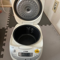 炊飯器の画像