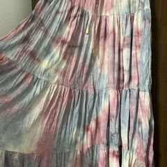 美品タイダイ柄ロングスカートの画像