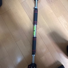 ベンチ台・ダンベル(15×2)・パワーグリップ・懸垂バーの画像