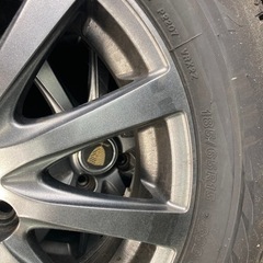 【ほぼ未使用品】スタッドレスブリヂストンVRX2185/65R15 アルミホイール4本セットの画像
