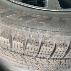【ほぼ未使用品】スタッドレスブリヂストンVRX2185/65R15 アルミホイール4本セットの画像