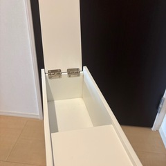 収納棚の画像