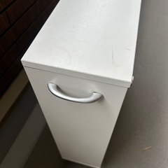 トイレ横の棚の画像