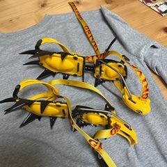 アイゼン　GRIVEL 12本爪　G12 ニューマチックの画像