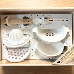 新品　赤ちゃんの城　離乳食調理セット ベビー用食器の画像