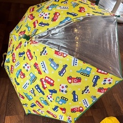 男の子用雨ガッパと傘のセットの画像