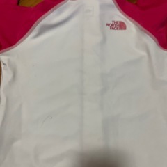ノースフェイス　110 ラッシュガードの画像