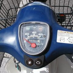 ホンダ スーパーカブ FI 　AA01 ４サイクル　３速・エンジン好調・ （超美品 ・中古）の画像