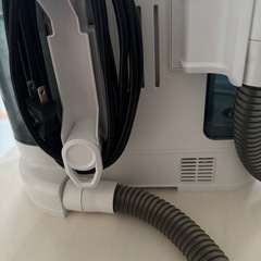 美品！！カーペットクリーナーの画像