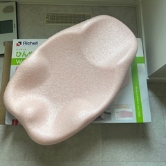 リッチェル　ひんやりしないお風呂マット
の画像