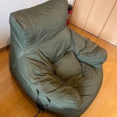 1人掛けソファー　カーキの画像