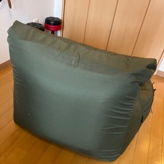 1人掛けソファー　カーキの画像